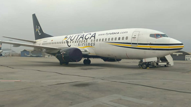 Avión de la aerolínea Rutaca, que traslada a la selección de Venezuela.
