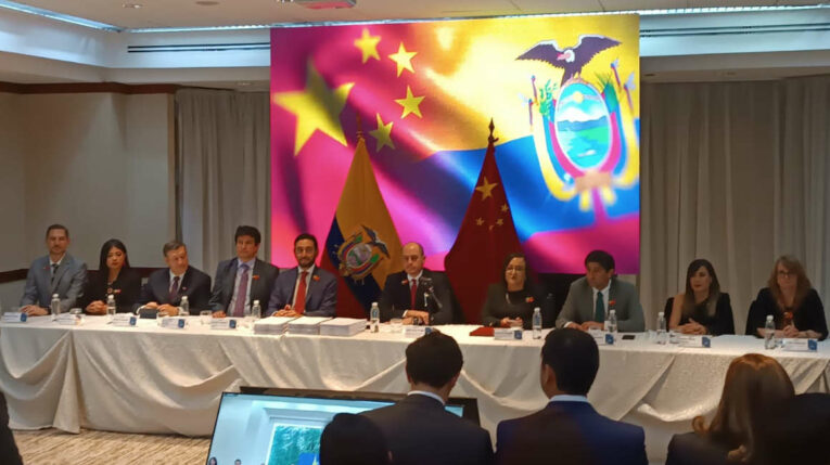 En qué consiste el acuerdo comercial que firmaron Ecuador y China
