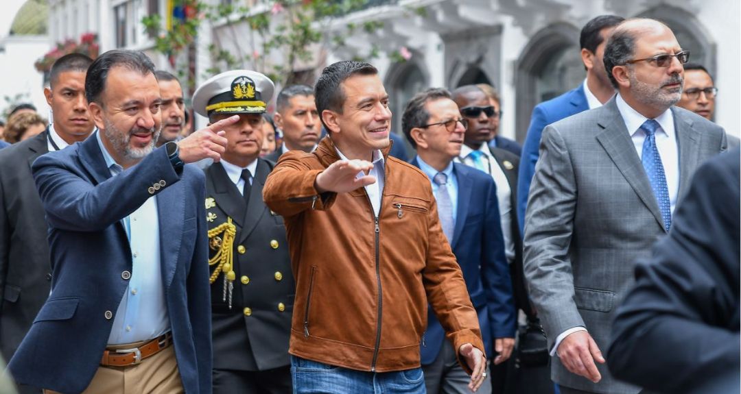 El presidente de la República, Daniel Noboa, y el presidente de la Asamblea Nacional, Henry Kronfle, visitaron el Metro de Quito.