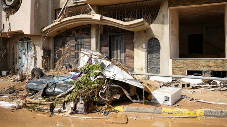 Ayuda internacional llega a Libia tras devastadoras inundaciones